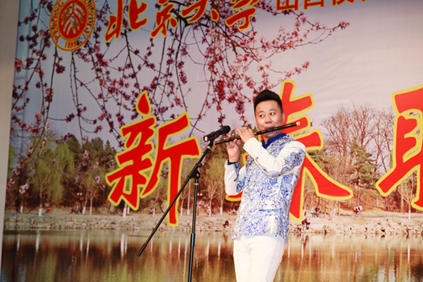 山西黄河少儿艺术团笛子独奏