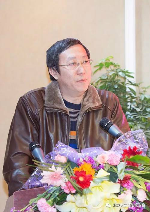 洛阳市社科联副主席蔡幼鹏在大会上讲话