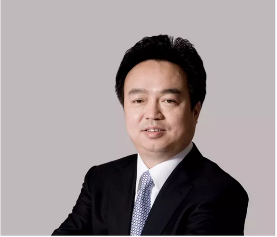 杨小伟