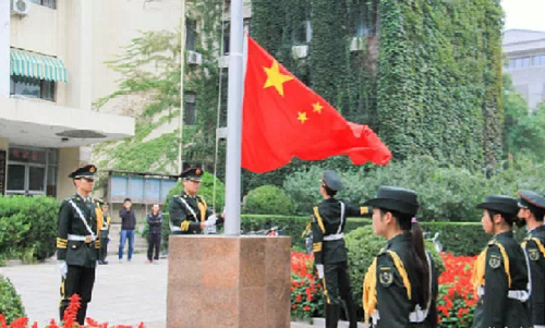 65周年国庆升旗