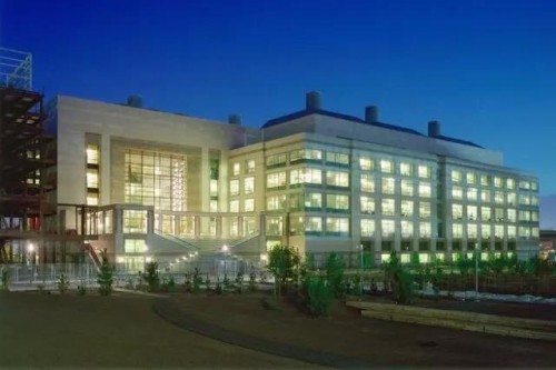举办地：UCSF Mission Bay Campus