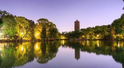 △北京大学未名湖