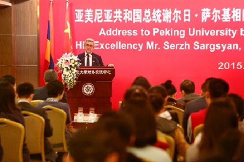 萨尔基相总统发表演讲