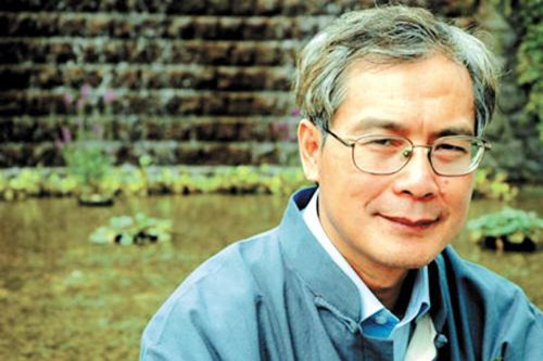 北京大学哲学系教授何怀宏