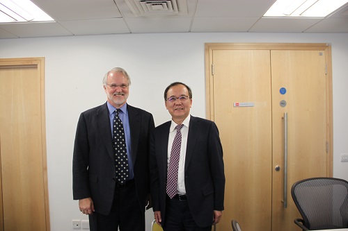 林建华与克雷格?卡尔霍恩