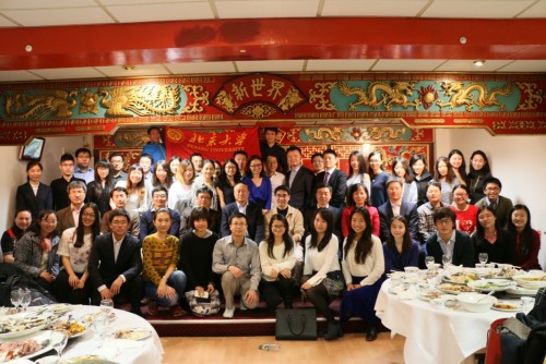 校友聚餐活动合影