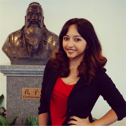 北京大学新闻与传播学院2013级硕士研究生米娜