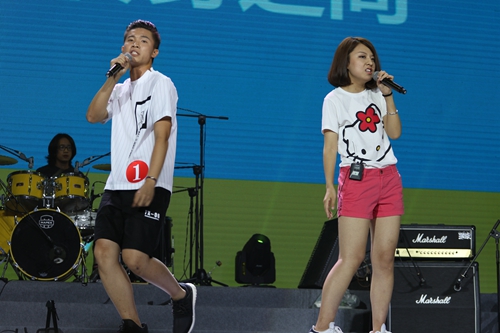 非常“straight”的Straight组合