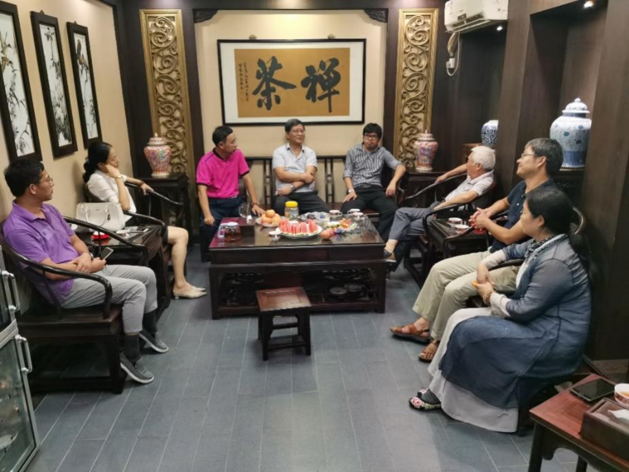 C:\Users\Ziyi Chen\Desktop\江西校友会文创座谈会\WeChat Image_20200807222236.jpg