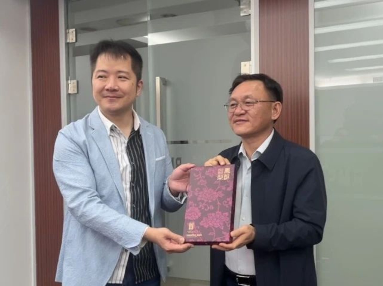 06a865db5ff5fdfec1f4ed1335b61a4a