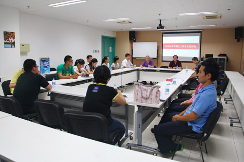 新老同学见面会现场