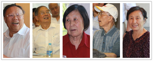 第一排 :曹凤岐老师、丁国香老师、范培华老师、高程德老师、靳云汇老师