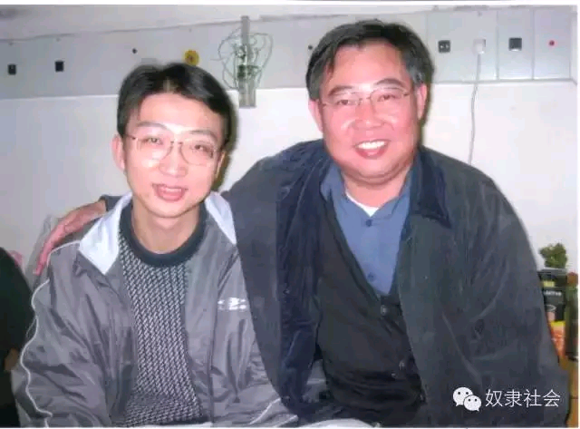 图1:我和父亲的合影