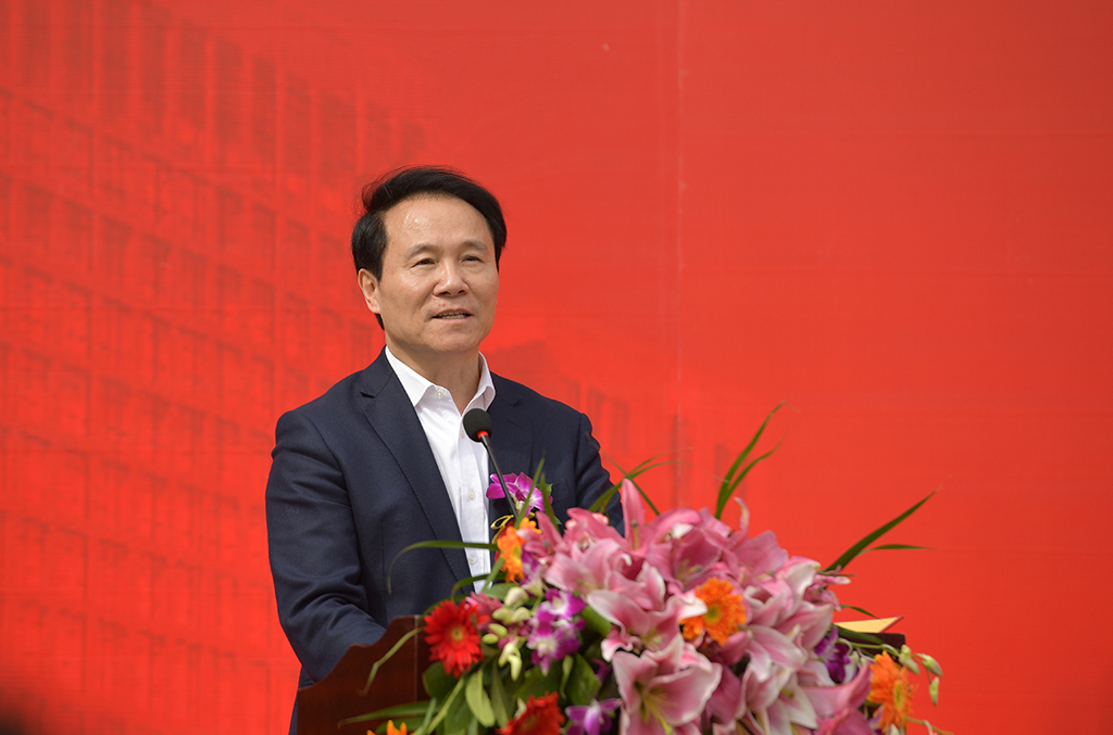 8f7d28421d2c4e569108f002e6b58fc3.jpg 8f7d28421d2c4e569108f002e6b58fc3.jpg